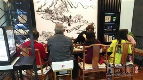 匠心 | 自然美钻芜湖旗舰店VIP茶室壁画定制案例